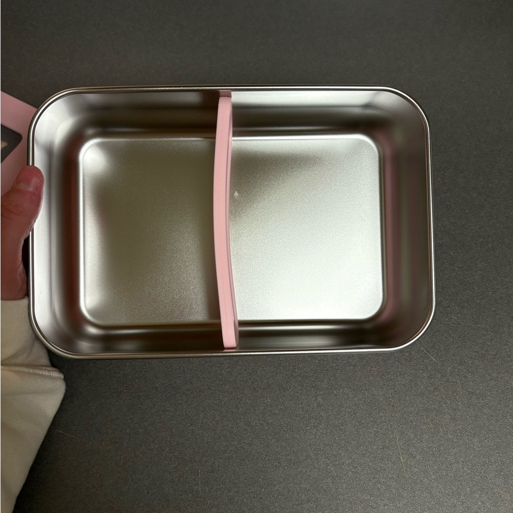 S'well Food Storage Container - Picture 10 of 13